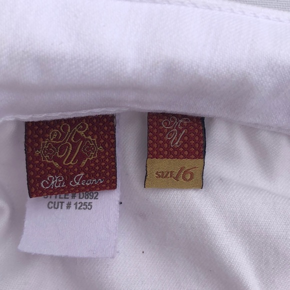 Mu Jeans Jeans Mu White Jeans Authentic Dungarees Euc 6 Poshmark